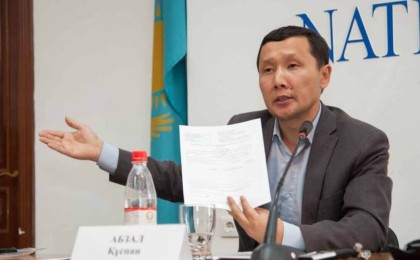 Абзал Құспан: Біз 11 адамды босатып алдық