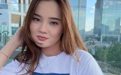 Эмоциясыз диплом, қызу талқы: Баян Алагөзованың қызы оқу бітірді