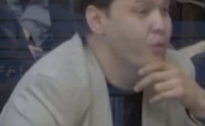 "Мынау енді шектен шыққан әдепсіздік": Нүкенованың ағасы соттағы қылығы үшін сынға қалды