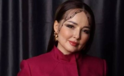 "Ешнәрсе көрмегендей, естімегендей күліп жүру маған қиын": Жазира Байырбекова елдегі жағдай өзіне ауыр тигенін айтты