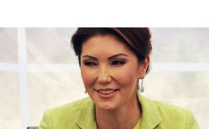 «Құдайды есіңе ал»: Әлия Назарбаева әлеуметтік желілерге қайта оралды