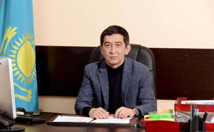 «Жетер. 30 жыл көніп болғанбыз»: Зайытов «ойына келгенін істейтін» полицейлерге қатысты жазба жариялады