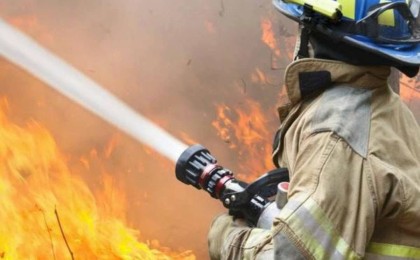 Ақтөбе облысында ер азамат бір отбасыны өрттен аман алып қалды - Қазақстан жаңалықтары