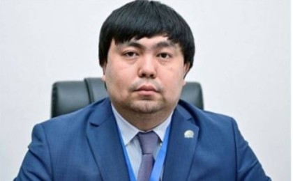 "Қарт анасы, үш баласы бар екенін атап өтті": Ақтөбеде алаяқтығы үшін 3 жылға сотталған экс-әкім бостандыққа шықты