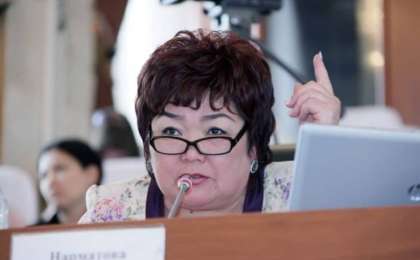 Депутат: "Арамызда бір орыс депутаты жоқ, неге орысша сөйлейміз?!"