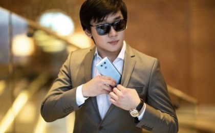 "Не істесе де жарасады": Қайрат Нұртастың айтқан бейәдеп сөзі желіні шулатты