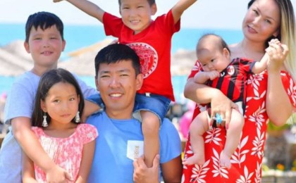 Танымал вайнерлер Мейіржан мен Дана бесінші рет ата-ана атанды - Қазақстан жаңалықтары