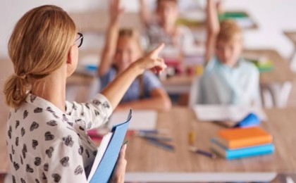 Қандай санаттағы мұғалімдер ұлттық біліктілік тестілеуінен босатылды??