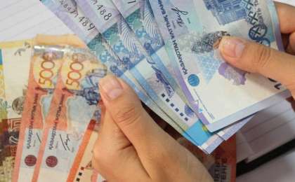 Министр жалақысы көтерілетін қызметкерлер туралы айтты