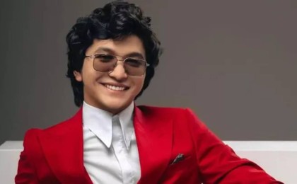 "Мақтаныш емес": Ұланғасыр Қамиев млн теңгенің аяқ киімін киетінін айтты (видео)