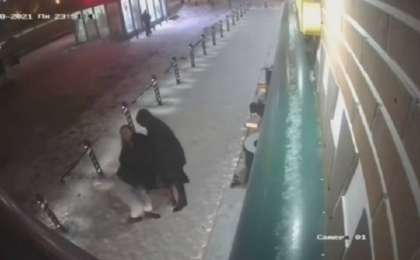 Елордада ер адам 8 наурыз күні екі бойжеткенді ұрып кетті