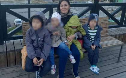 Бала емізіп отырған жерінен басына оқ тиген: Алматыда тәртіпсіздіктер кезінде төрт баланың анасы көз жұмды