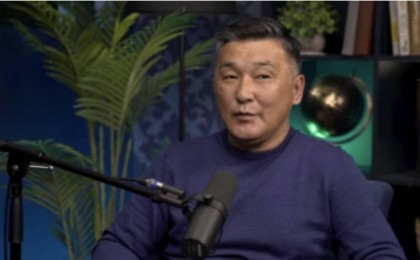 "Маңдайына балта қадаса, түсінетін едім". Танымал актер Бишімбаевтың ісіне қатысты пікір білдірді