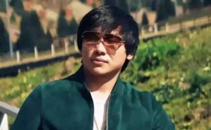 «Сәкеннен қайталап отыр»: Қайрат Нұртас концертінің онлайн нұсқасын ақылы етіп қойды