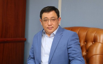 Алла ер-әйел деп бөлмей бір жаратылыс жасар еді: Танымал имам феминизм тақырыбына пікір білдірді