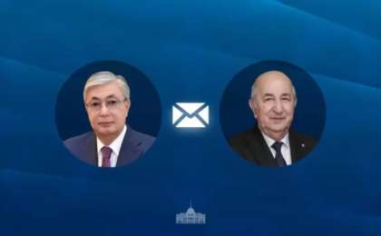 Тоқаев Алжир Республикасын тәуелсіздік күнімен құттықтады