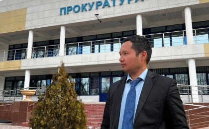 Қаңтар кезінде азапталған қырғыз музыканты Викрам Рузахунов ісі бойынша төрт полицей қамалды