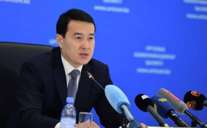 Сіз кімсіз, Әлихан Смайылов?