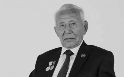 Тоқаев композитор Әбдімомын Желдібаевтың отбасы мен жақын туыстарына көңіл айтты