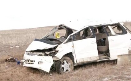 Ақтөбеде жаттықтырушы мен балалар жол апатына түсті