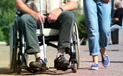 Мүгедектерді комиссия сау деп тауып, жәрдемақыдан айырған (видео)