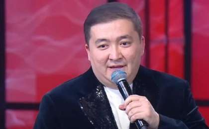 "Ішіме сыймай бара жатыр": танымал әзілкеш Еркебұлан Мырзабек сүйінші жаңалығымен бөлісті