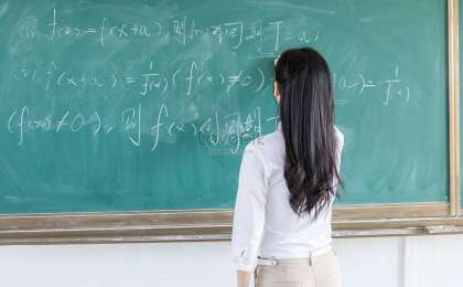 Мұғалімдер мен дәрігерлердің жалақысы көтерілмек