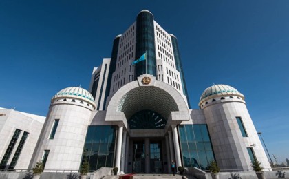 Сенат сайлау және саяси партиялар туралы заңдарды қабылдады