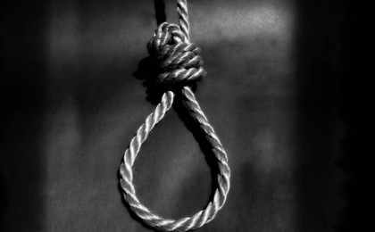 Маңғыстау облысында ер адам мен үш бала дарға асылған күйде табылды