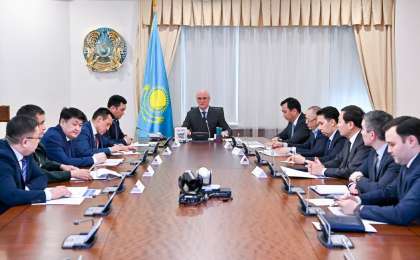 Роман Скляр ішкі нарықты ЖЖМ-мен қамтамасыз ету мәселелері бойынша кеңес өткізді