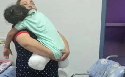 Автобус апатында екі аяғынан айырылған Алуаның қанша жәрдемақы алатыны белгілі болды