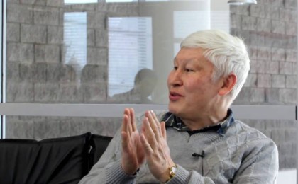 Асқар Жұмаділдаев: Қазақ ешуақытта әйелін мақтамаған. Бізге жат