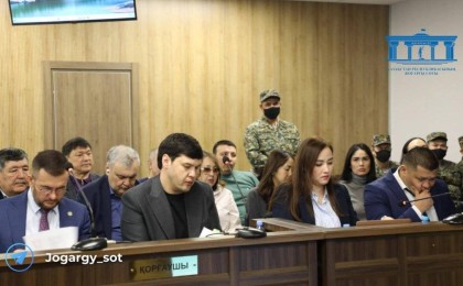 Нүкенованың ағасы Бишімбаев марқұмды қалай соққыға жыққанын айтып жатқанда ауырып қалды