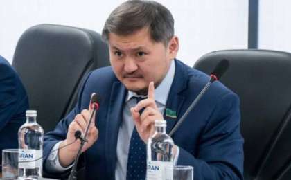 Министр Саясат Нұрбек талапкерлердің ата-аналарына үндеу жасады