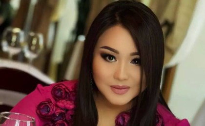 "Ене мен келін - өте ауыр тақырыптардың бірі": Ақбота Керімбекова келінімен арақатынасы туралы айтты