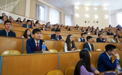 Министр биыл түлектер ҰБТ-ны қалай тапсыратынын айтты