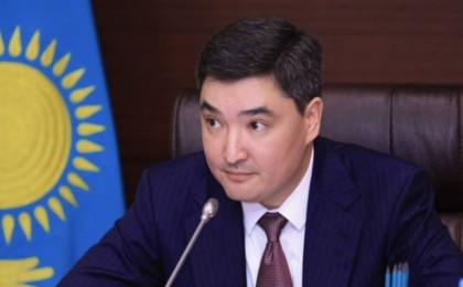 Олжас Бектенов құтқарушылар мен алдыңғы сап қызметкерлеріне ТЖ жағдайындағы жұмысы үшін алғыс білдірді