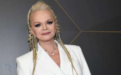 Карагандинцы недовольны: они требуют отменить концерт Ларисы Долиной