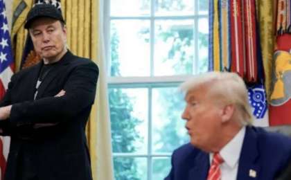 Саяси күрес пе, қойылым ба? Трамп пен Маск текетіресті