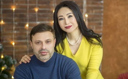 “Сенің аяғың қисық әрі қастарың жоқ екен ғой”: Жанар Байсемізова көңіліне келетін сөз айтқан күйеуі туралы жазды