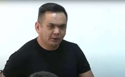 «Кірмеңіз»: Шерзат Полаттың ісі бойынша сотқа қатысқан Жан Ахмадиевті судья қуып шықты