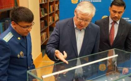 Сақ алтындары. Кайрат Сатыбалдыдан тәркіленген құнды заттар музейге берілді