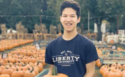 Қазақстаннан асырап алынған америкалық азамат бауырын тапты - Қазақстан жаңалықтары