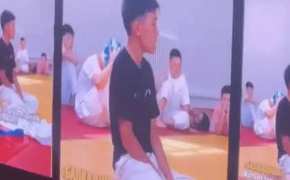 «Балқадиша» әнімен желі жұлдызына айналған палуан бала Димаштың концертінде өнер көрсетті (ВИДЕО)