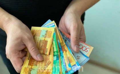42 500 теңгелік жәрдемақы: 1,3 миллион адам бірыңғай жиынтық төлемін аударды - Қазақстан жаңалықтары