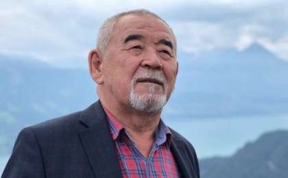 «Құдама айтып тіркетіп беремін, Цойды күтіп отырмын»: Жүрсін Ерман QazVac туралы айтты (ВИДЕО)