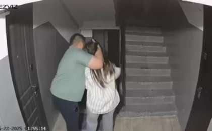 Сәтпаевта ер адам подъезде қызға шабуыл жасап, зорламақ болды (видео)