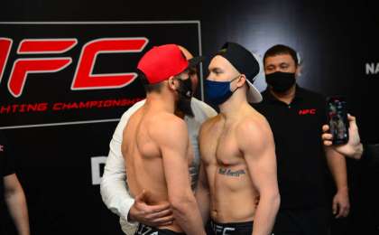 MMA жауынгерлері Naiza Fighting Championship 29 турнирінің алдында көз шақыстыру дуэлін өткізді