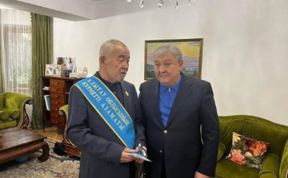 Жүрсін Ерман Ұлытау облысының “Құрметті азаматы” атанды (фото)