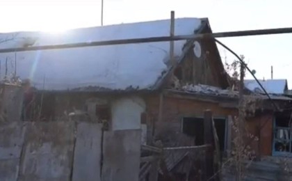 Оралда үйі өртенген көп балалы отбасы бір айдан бері қаңғырып жүр